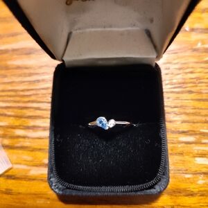 Elegant Silver and Blue Gemstone Ring Size 9